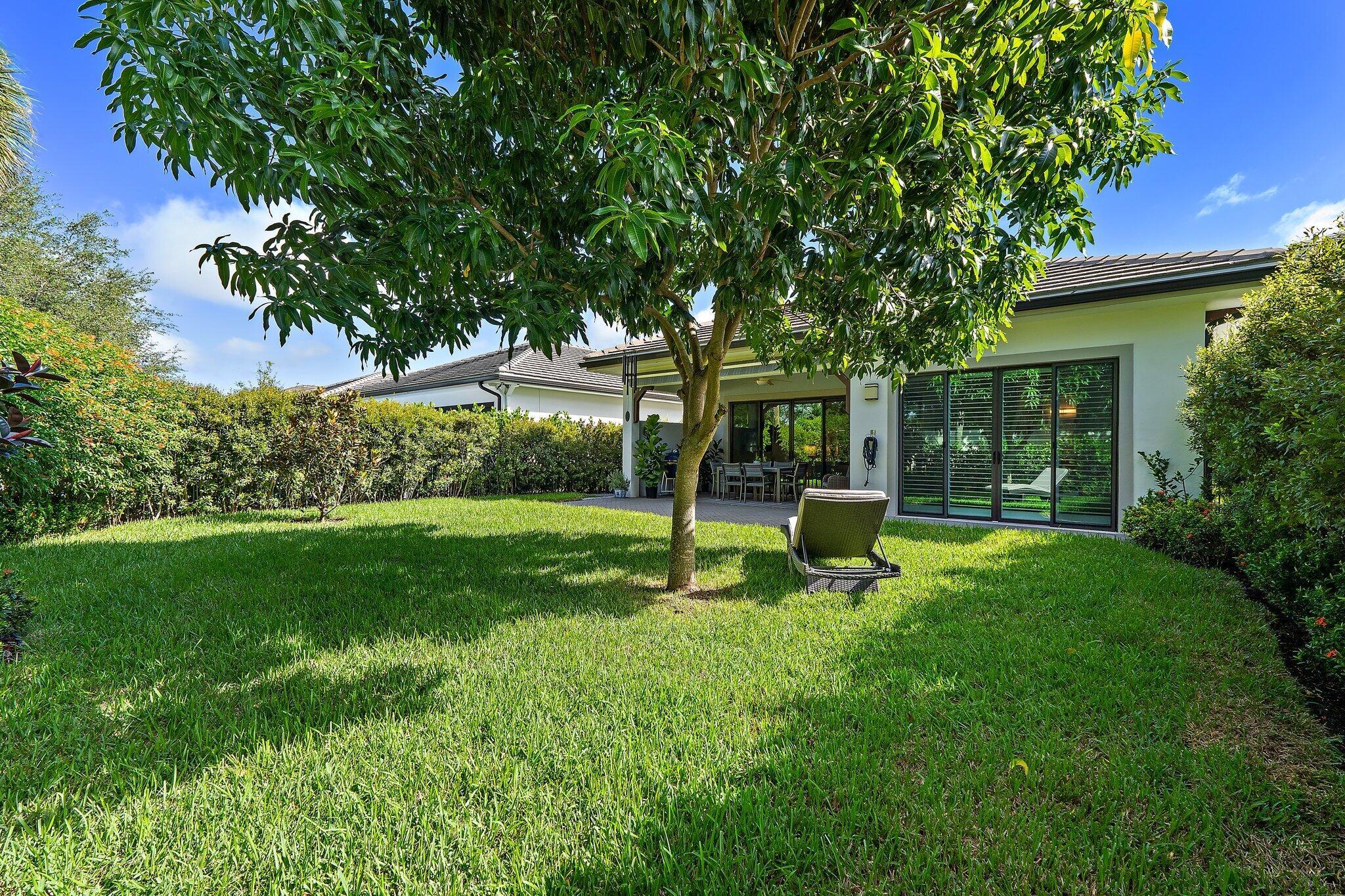 BANYAN CAY RESORT COMMUNI - Residential