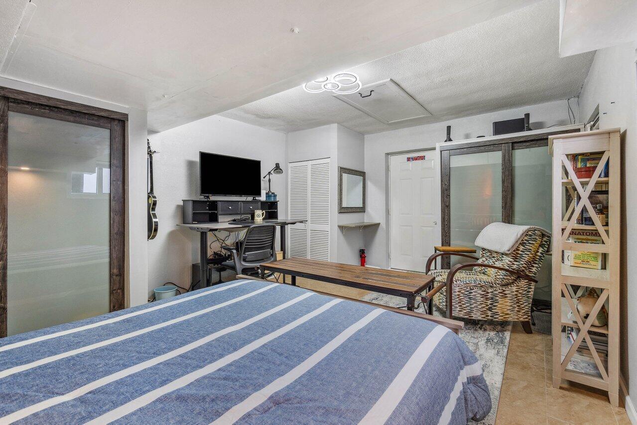POMPANO WATERWAY ESTATES - Residential