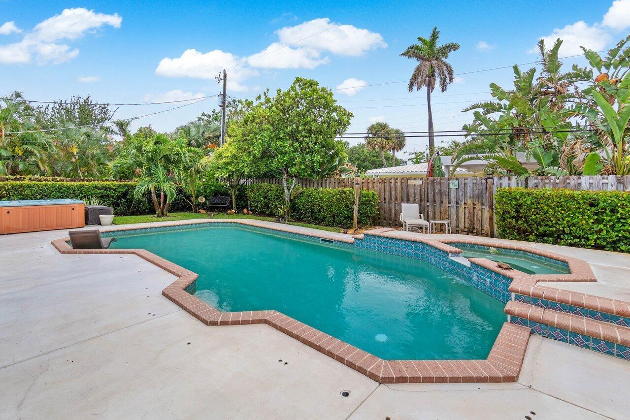 POMPANO WATERWAY ESTATES - Residential