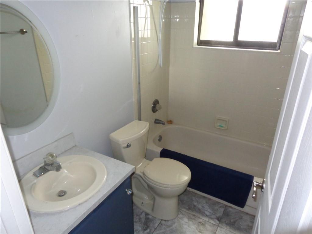 Pines of Oakland Forest W - Residential