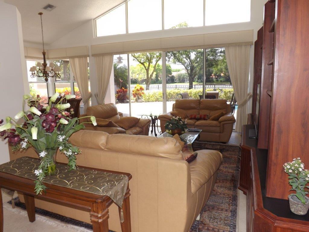 WHISPER TRACE/BROKEN SOUND C.C. - Residential Lease