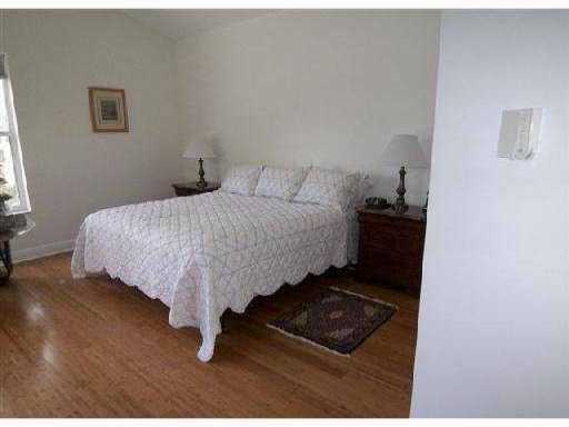 WHISPER TRACE/BROKEN SOUND C.C. - Residential Lease