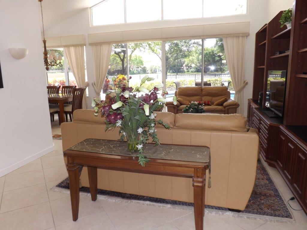 WHISPER TRACE/BROKEN SOUND C.C. - Residential Lease