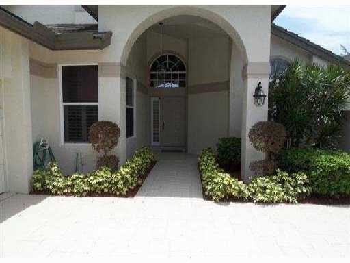 WHISPER TRACE/BROKEN SOUND C.C. - Residential Lease