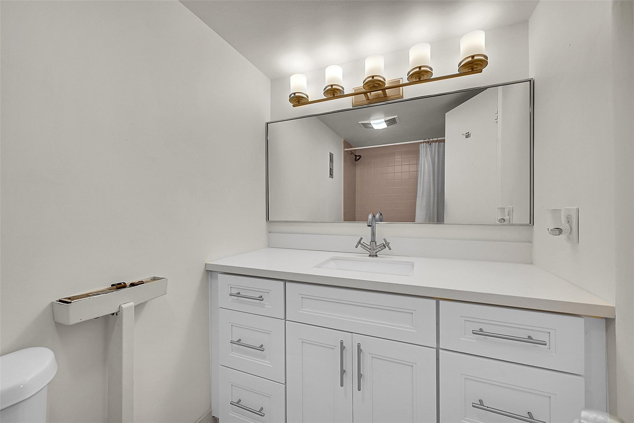 BOCA TEECA CONDO 4 - Residential