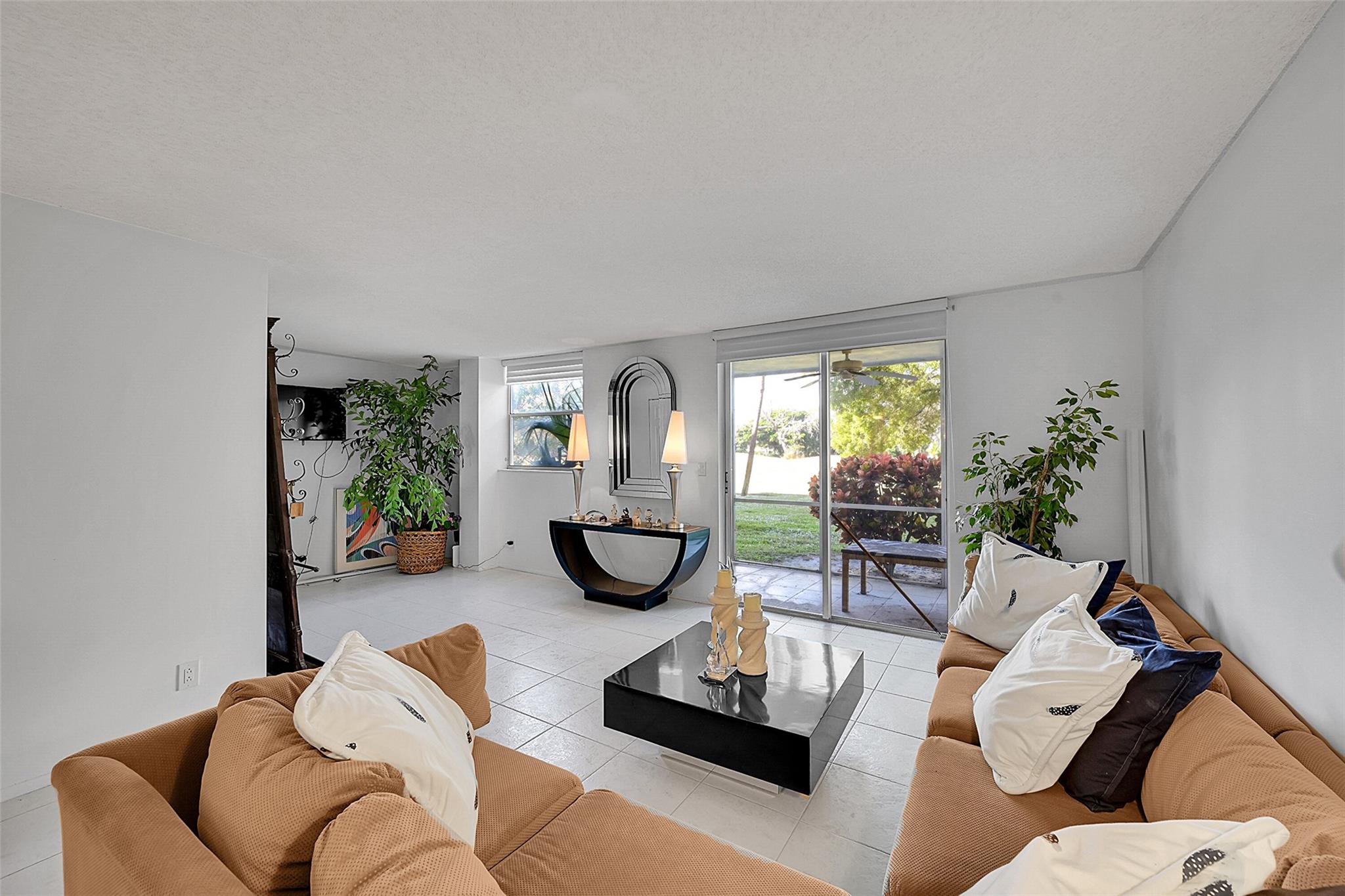 BOCA TEECA CONDO 4 - Residential