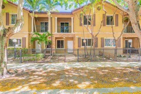 11368 SW 230th Ter Miami FL 33170