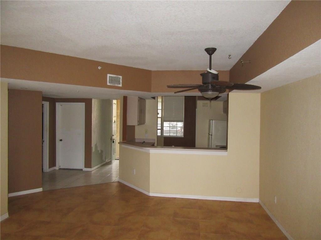 Villas De Tuscany - Residential