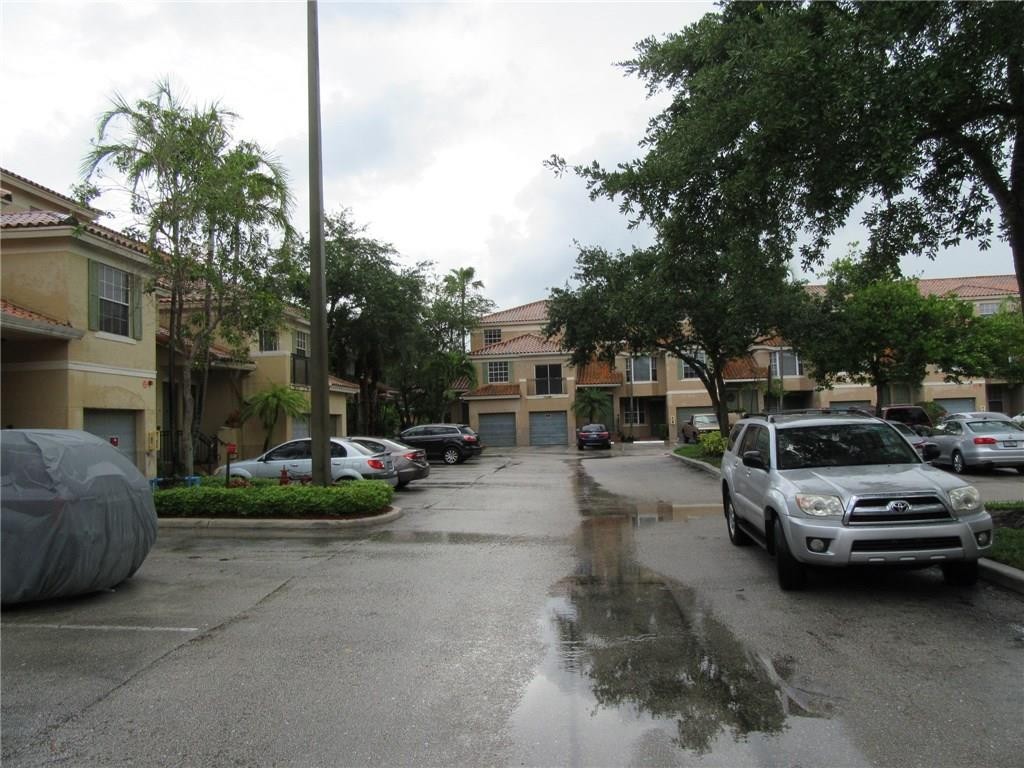 Villas De Tuscany - Residential