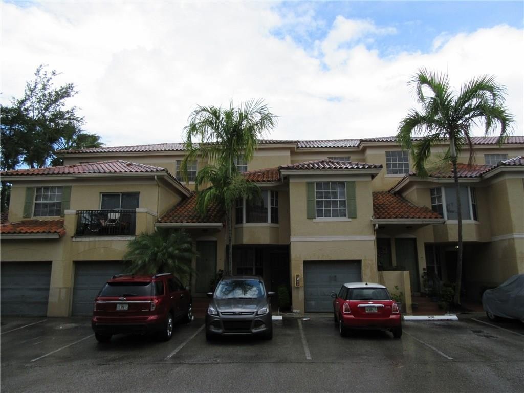 Villas De Tuscany - Residential