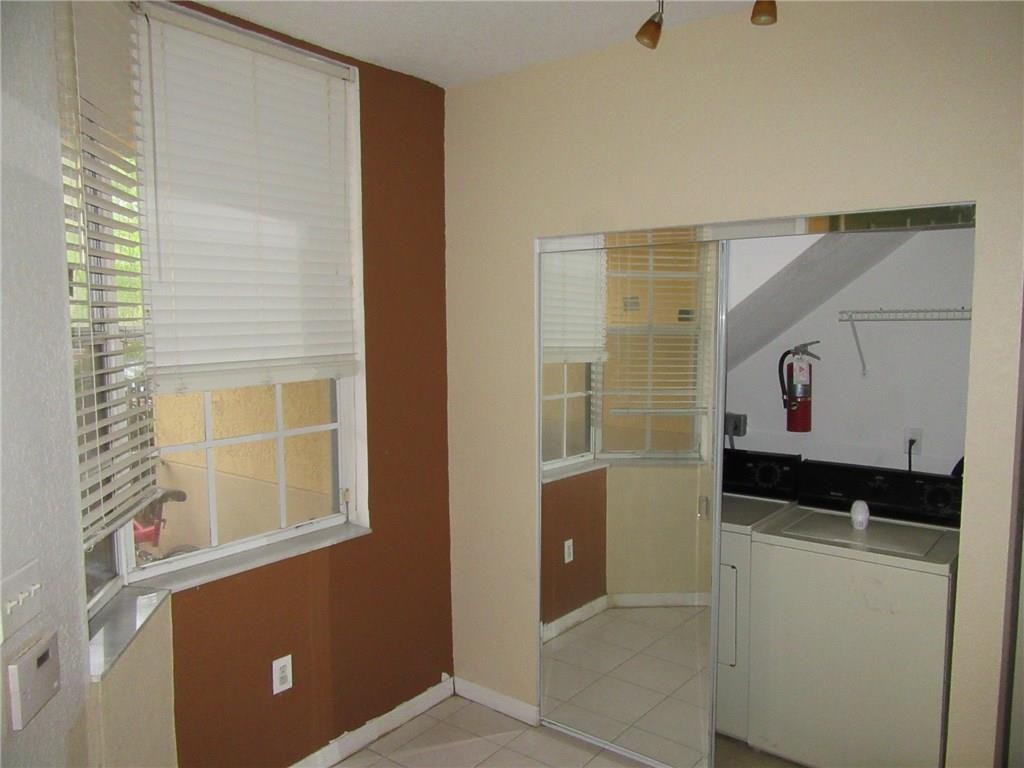 Villas De Tuscany - Residential