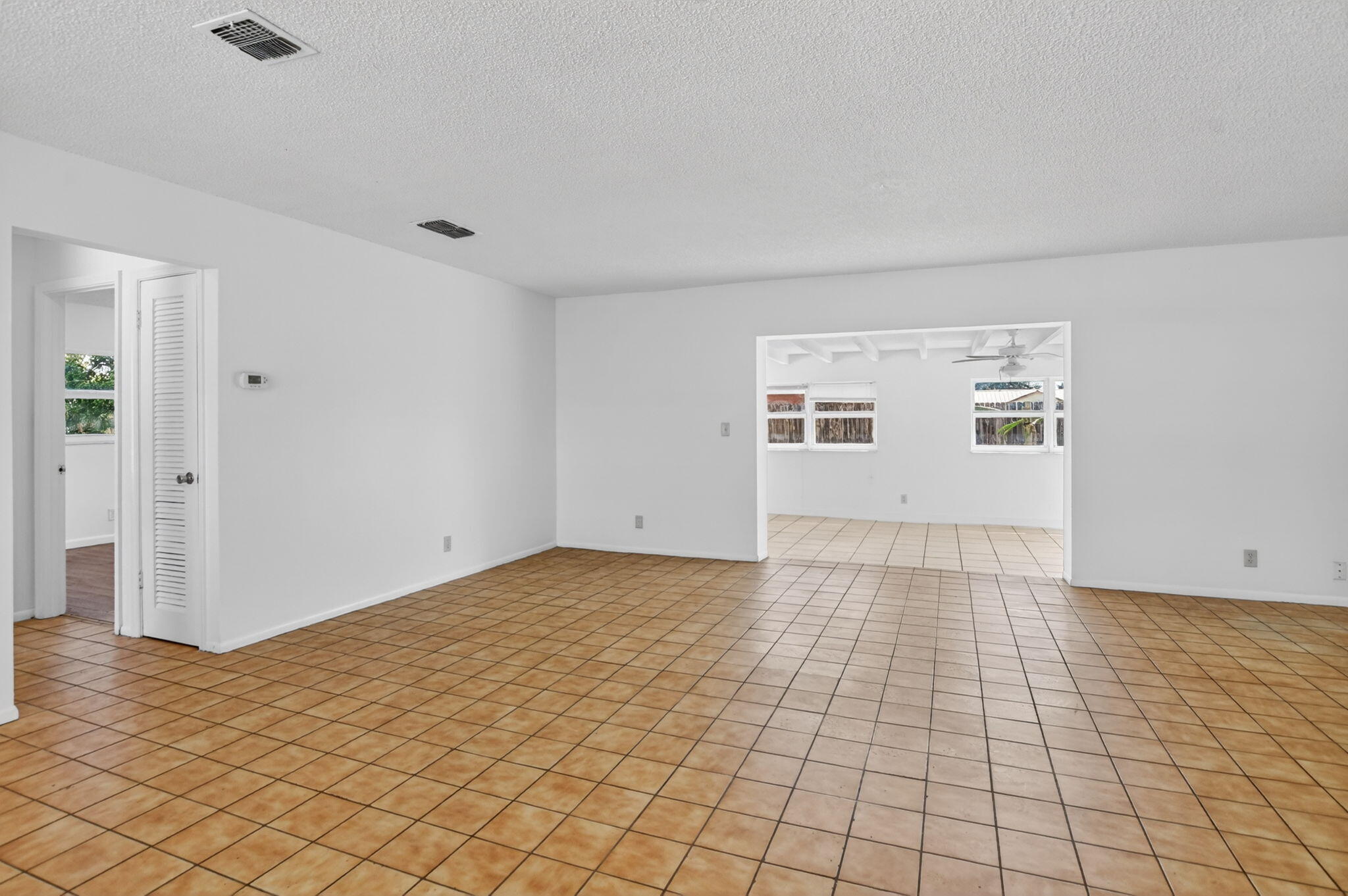 19486 Delaware Circle