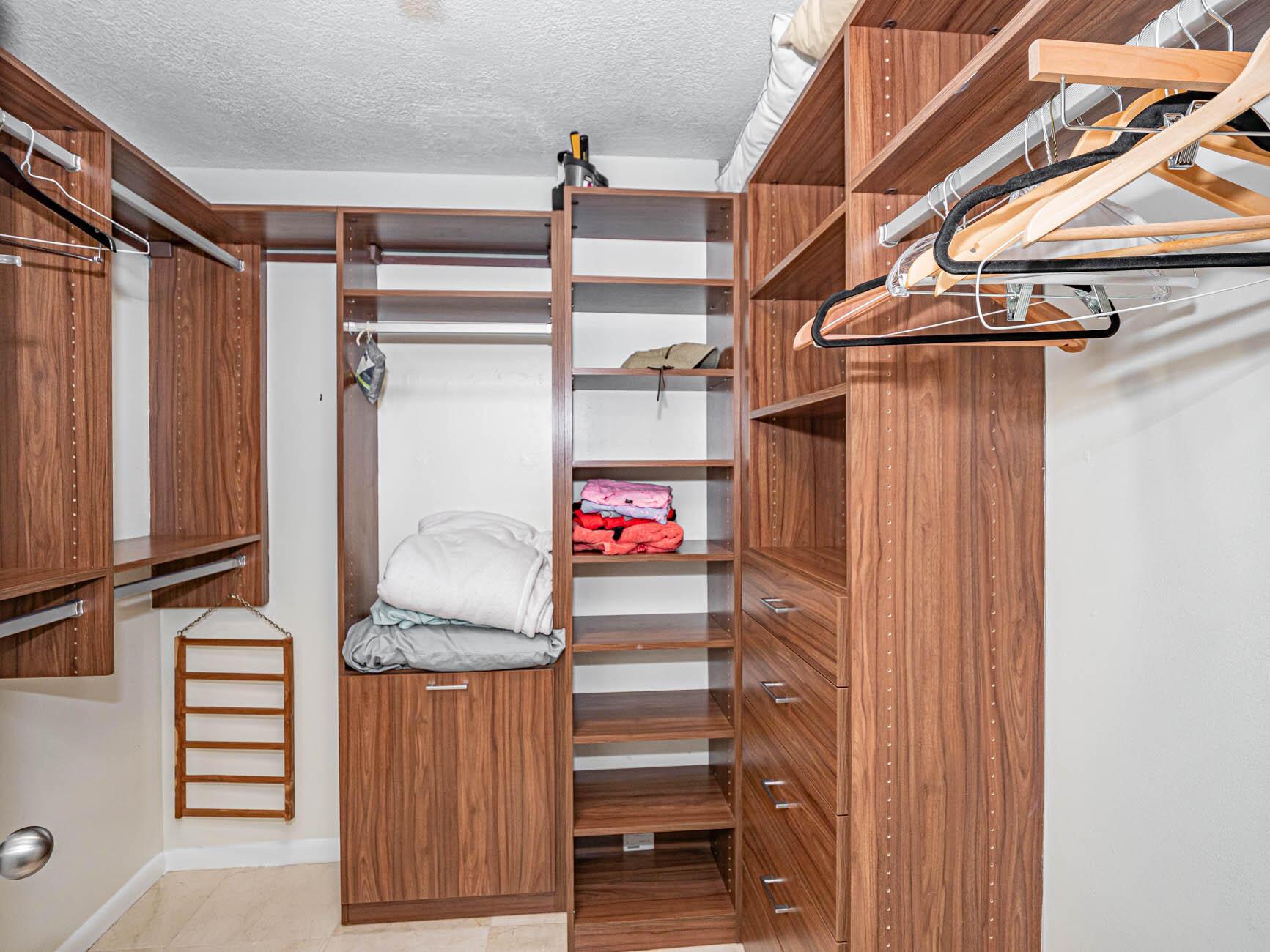 HIBISCUS BY THE SEA CONDO - Residential