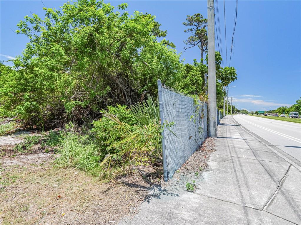 SAN LUCIE PLAZA SUBDIVISION UNIT 1 - Land