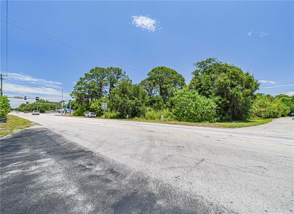 SAN LUCIE PLAZA SUBDIVISION UNIT 1 - Land