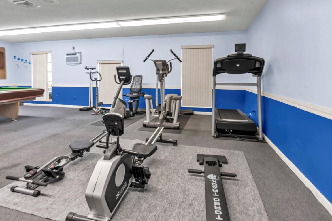 ORIOLE GARDENS III - Residential