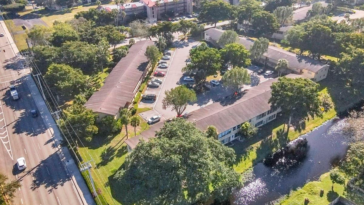 ORIOLE GARDENS III - Residential