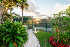 CHALFONTE COND AS IN DECL - Residential