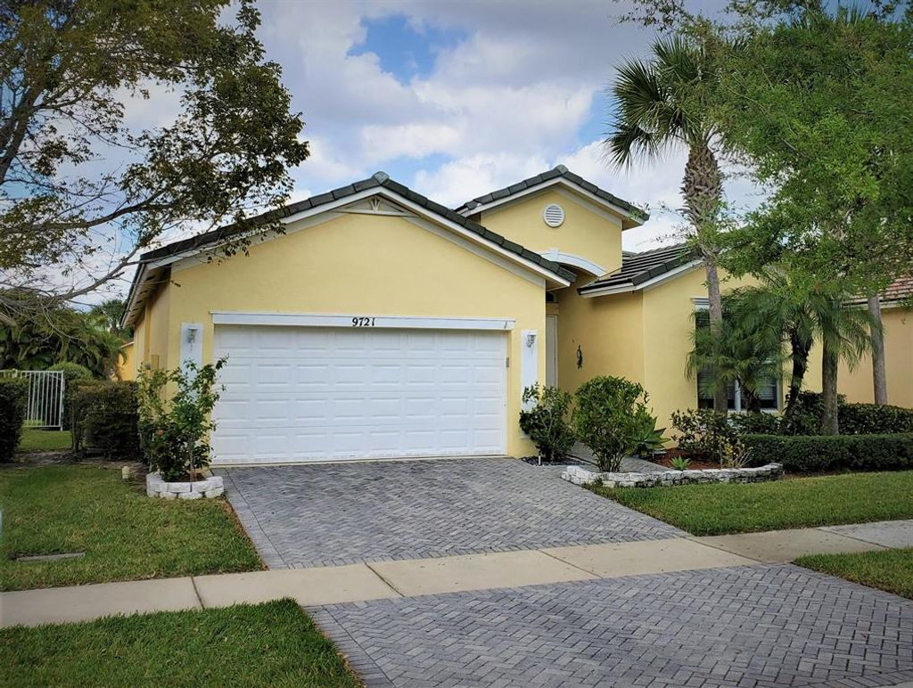 Photo of 9721 SW Glenbrook Drive, Port Saint Lucie, FL 34987 (MLS # R10700327)