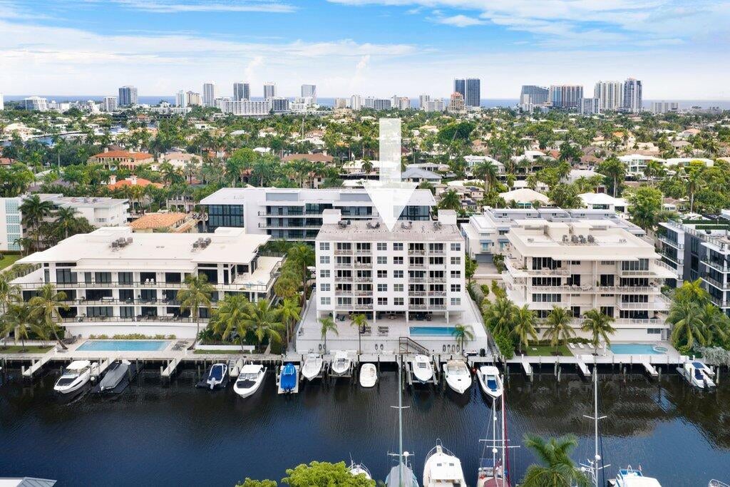 155 ISLE OF VENICE Drive 501