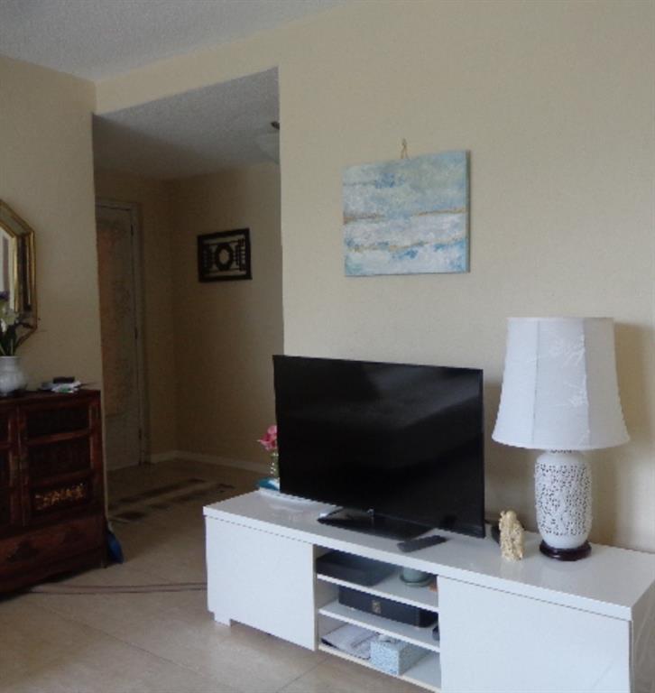 SPRING TIDE - Residential Lease