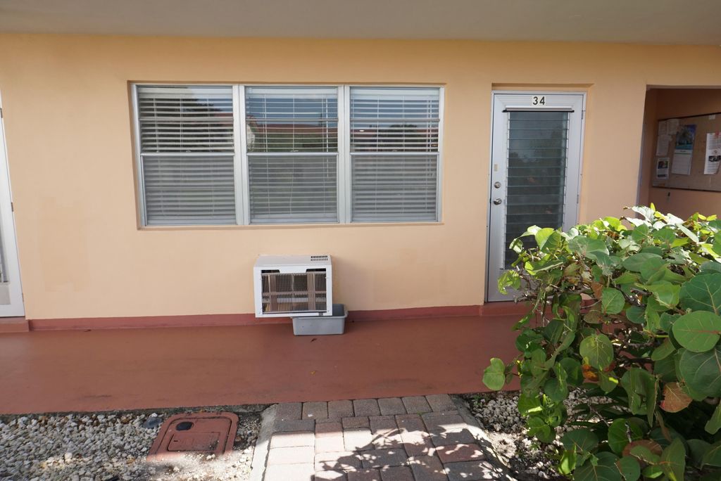 Photo of 34 Andover B, West Palm Beach, FL 33417 (MLS # B26031753)
