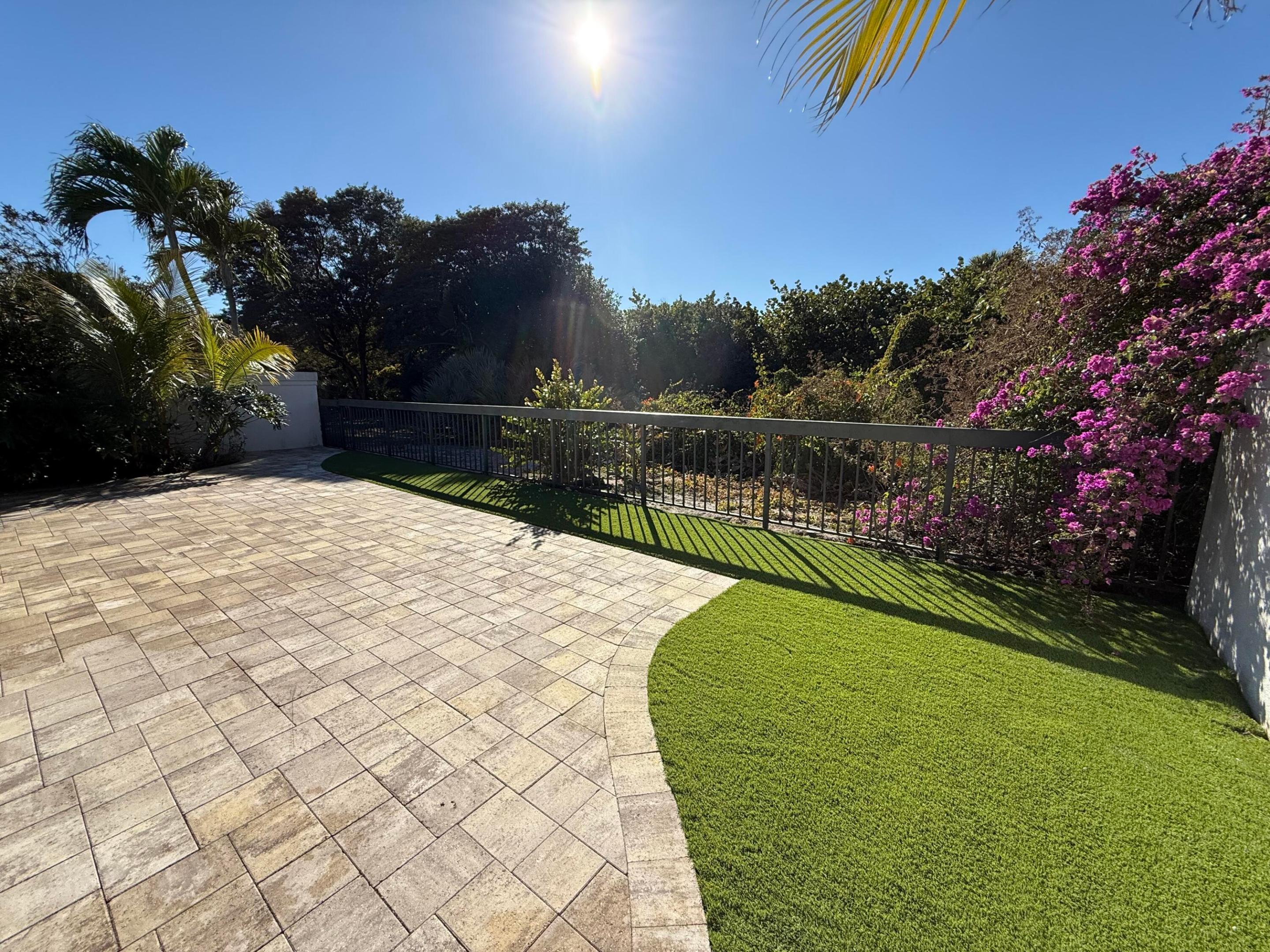 238 River Park Drive