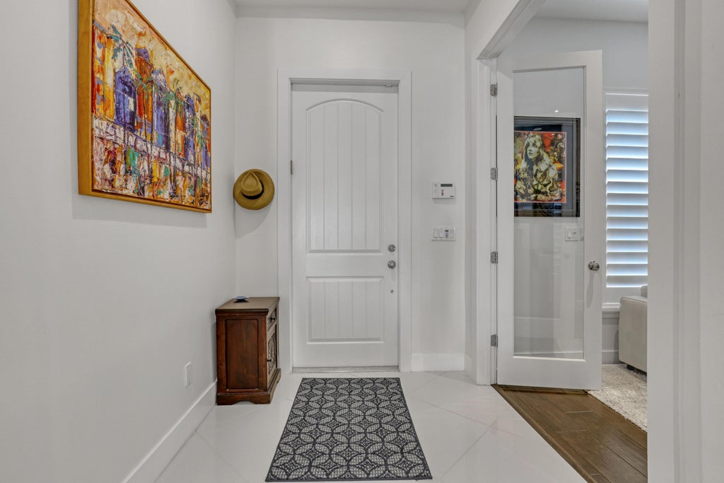 Photo of 5065 Grandiflora Road, Palm Beach Gardens, FL 33418 (MLS # B26073454)