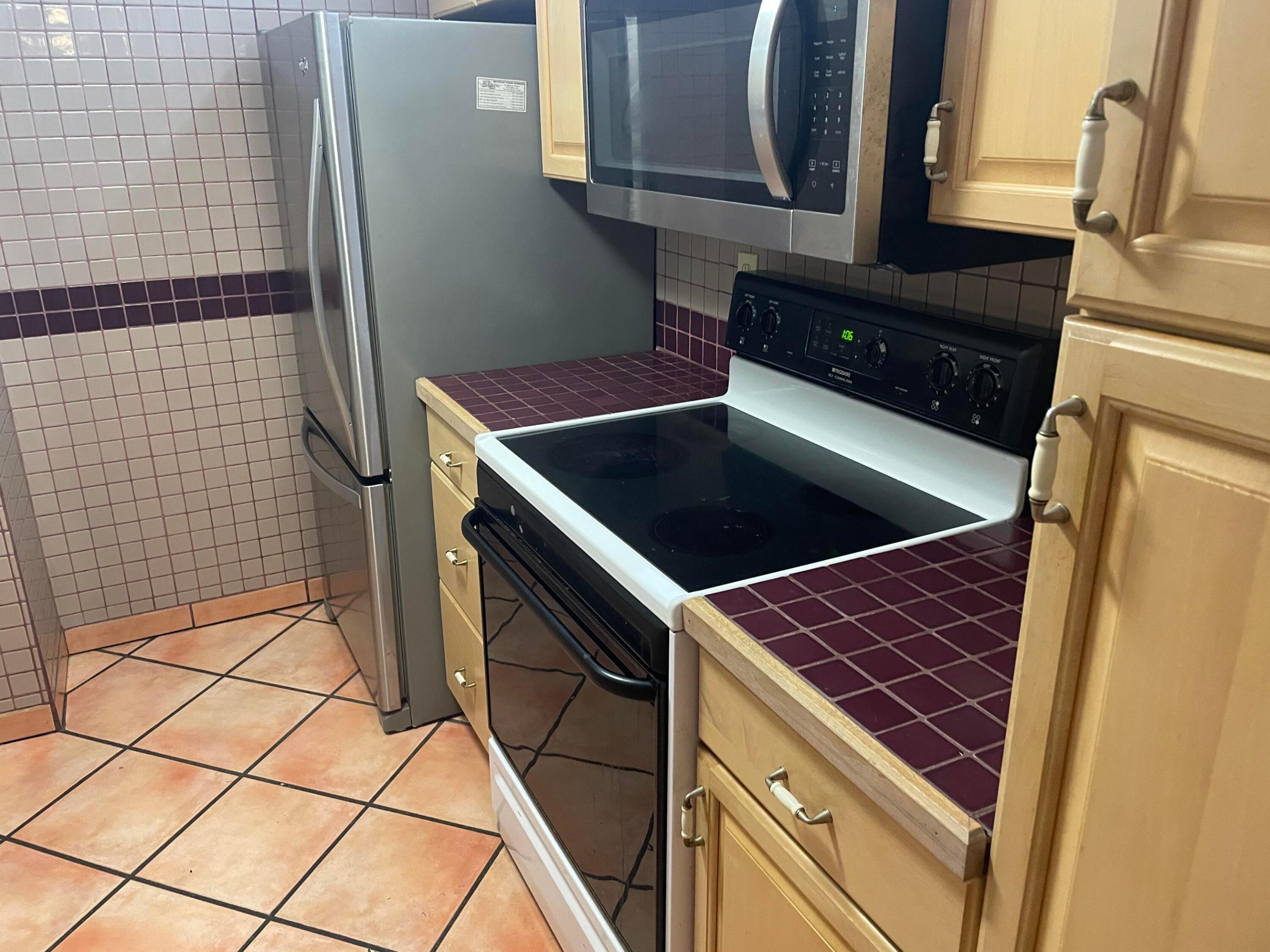 Lakeside Village - Residential