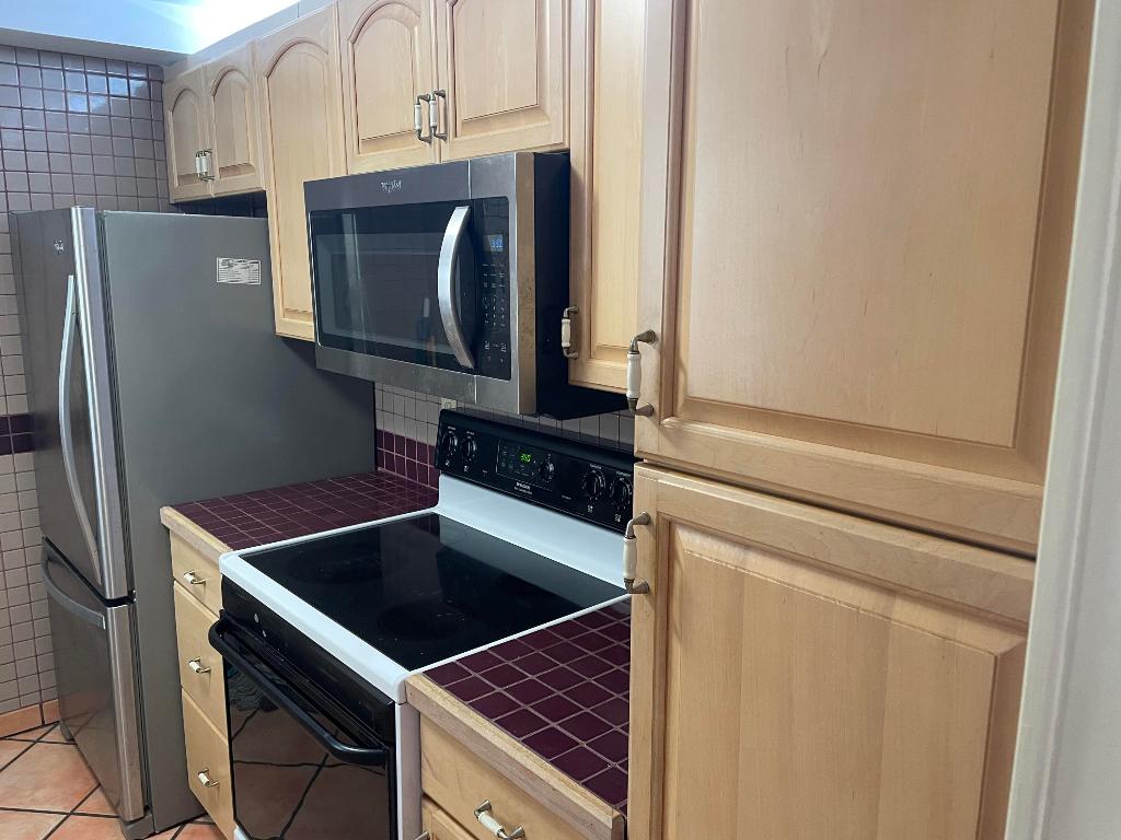 Lakeside Village - Residential