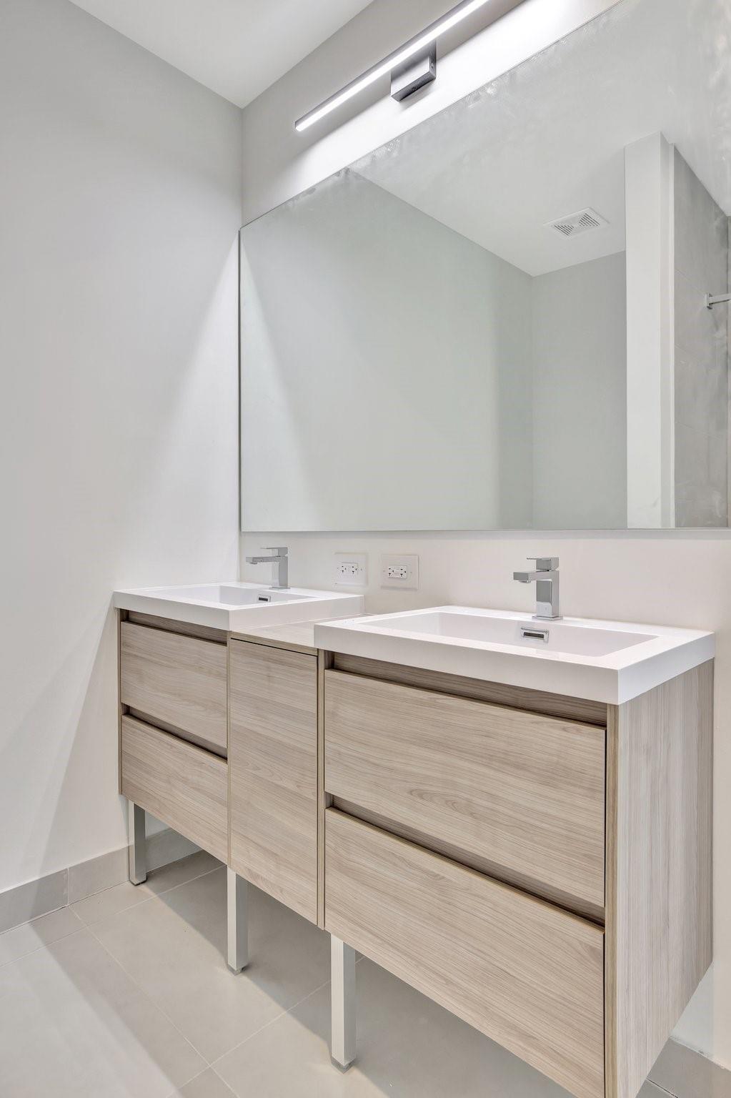 Floranada Center 9-51 B - Residential Lease
