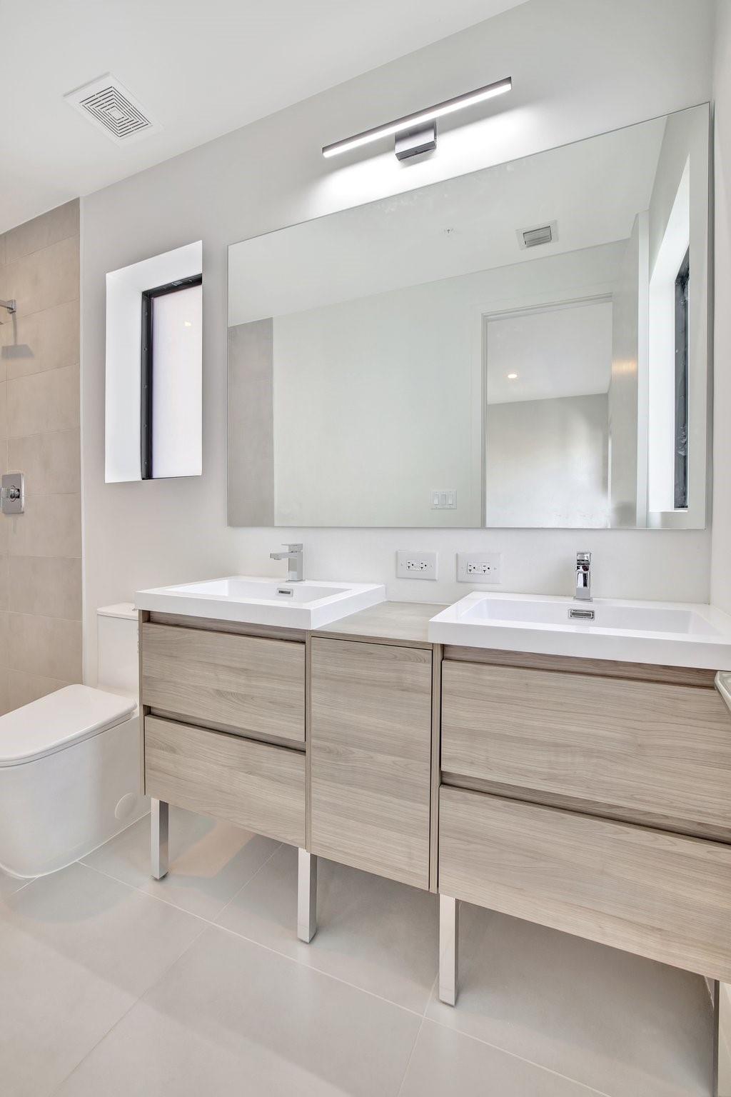 Floranada Center 9-51 B - Residential Lease