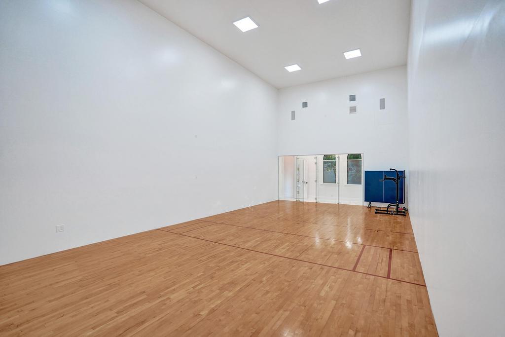 The Oaks - Residential