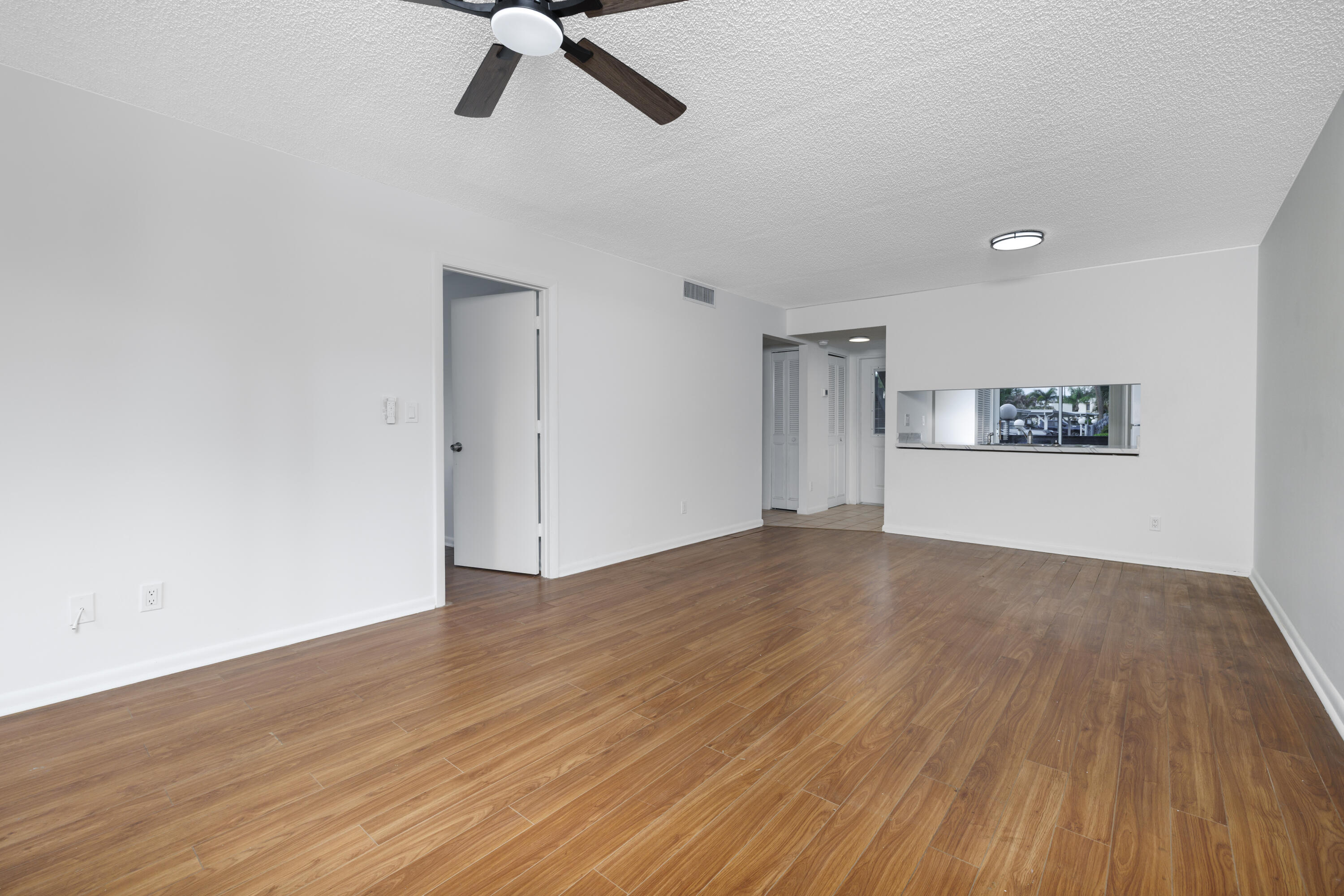 BEACON 21 CONDO - Residential