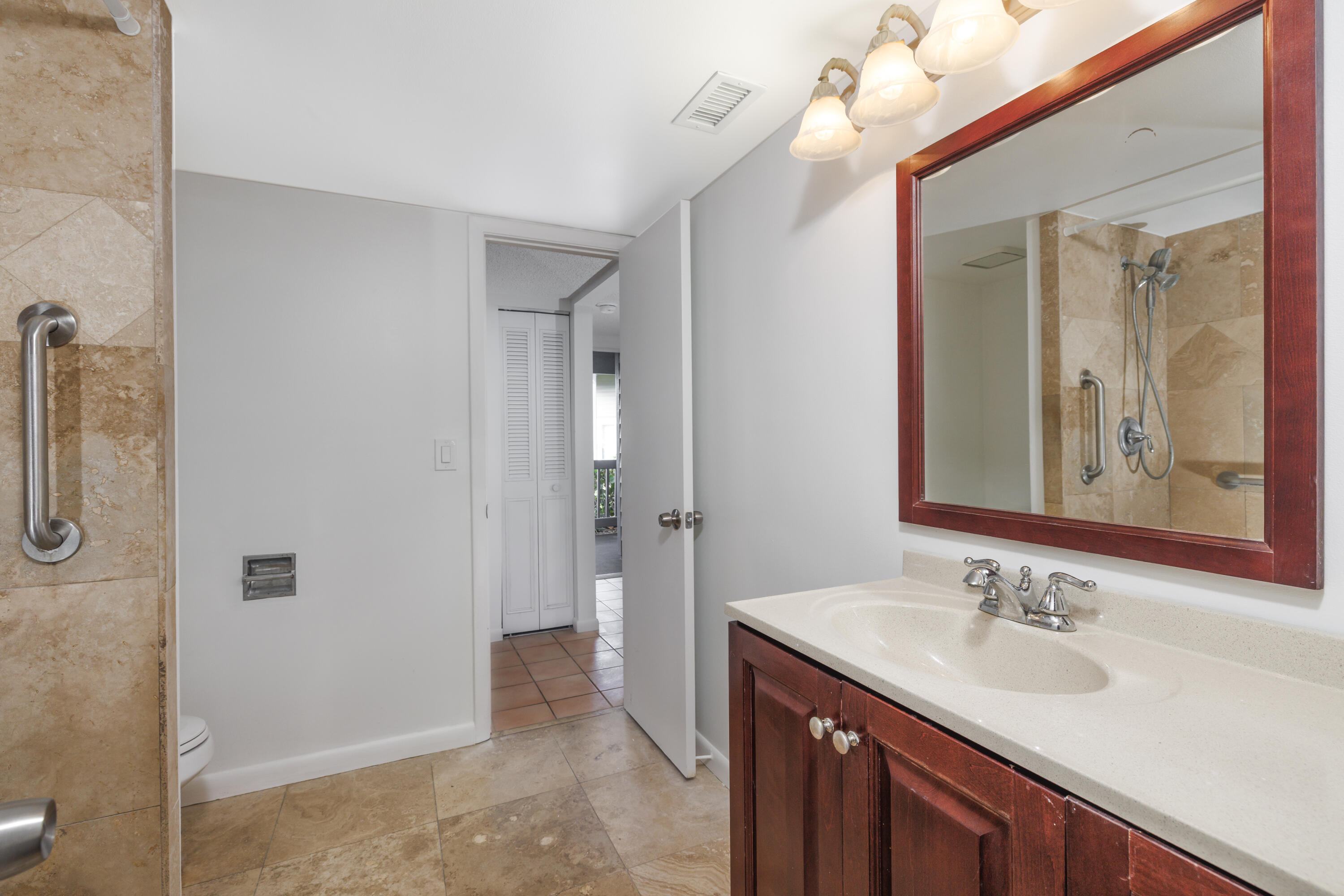 BEACON 21 CONDO - Residential