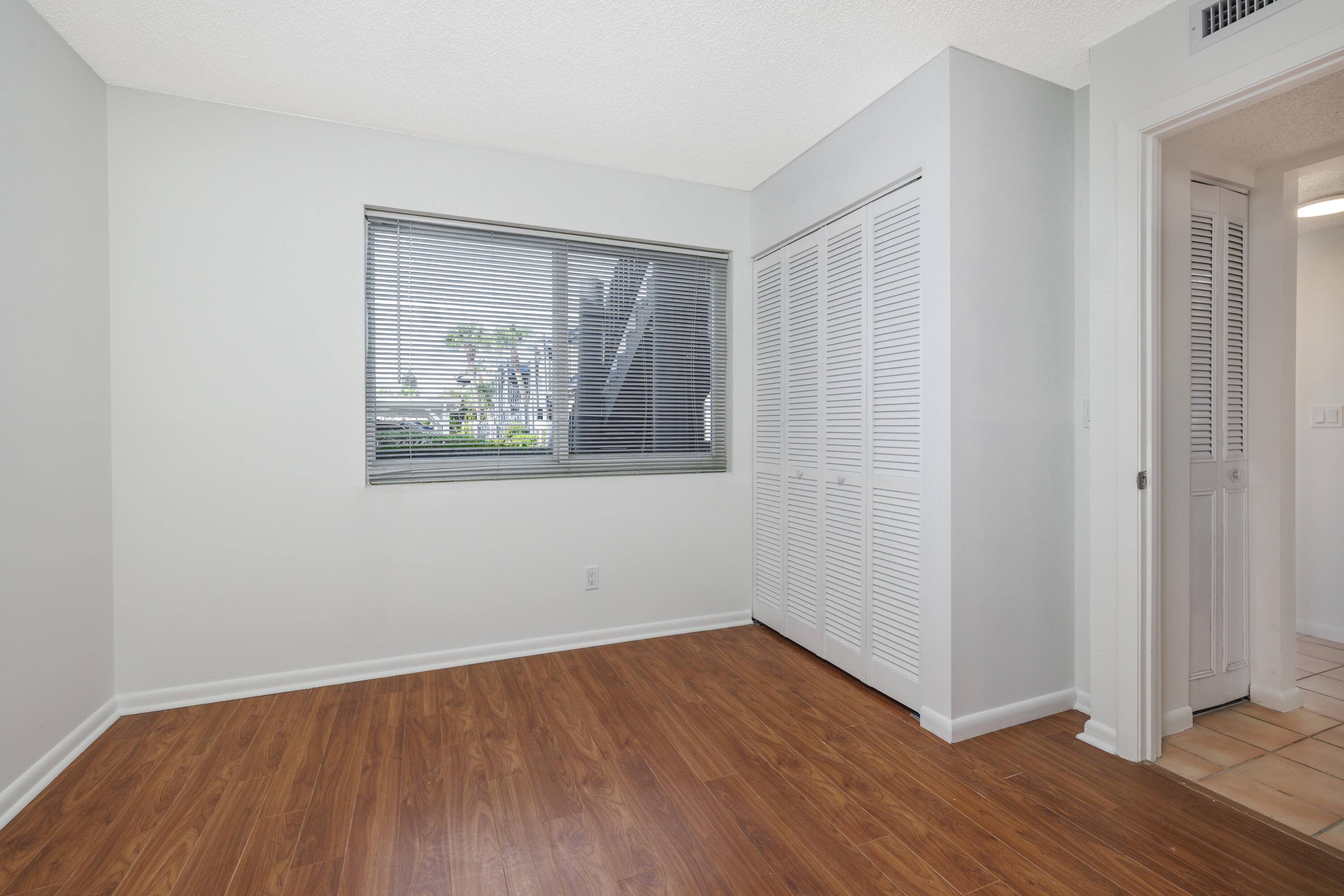 BEACON 21 CONDO - Residential