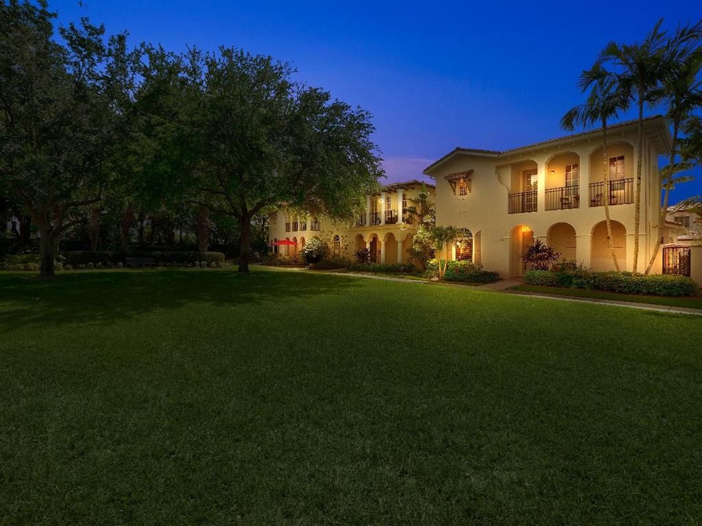 Photo of 26 Stoney Drive, Palm Beach Gardens, FL 33410 (MLS # R10701050)