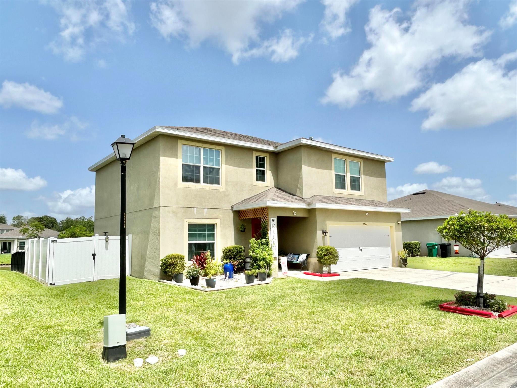 5255 Oakland Lake Circle