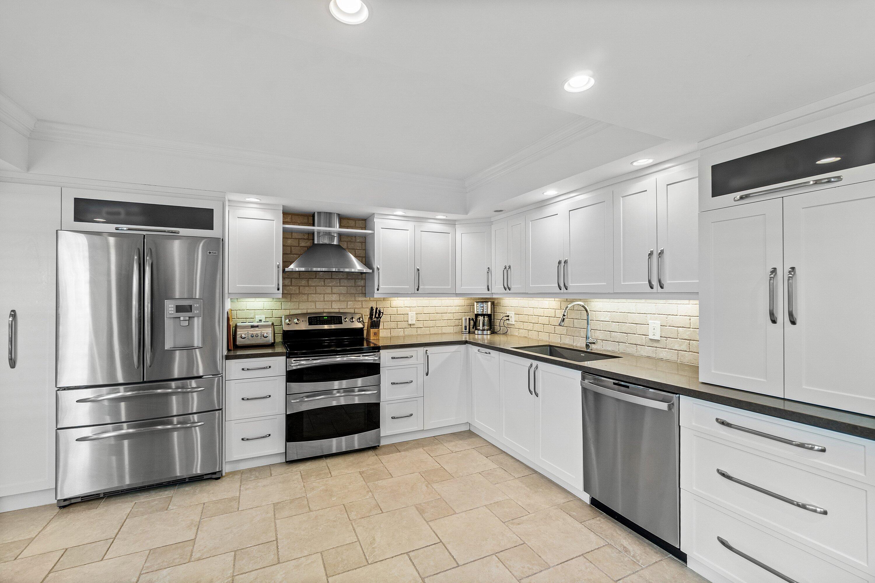 3944 Quail Ridge Dr Drive N Egret