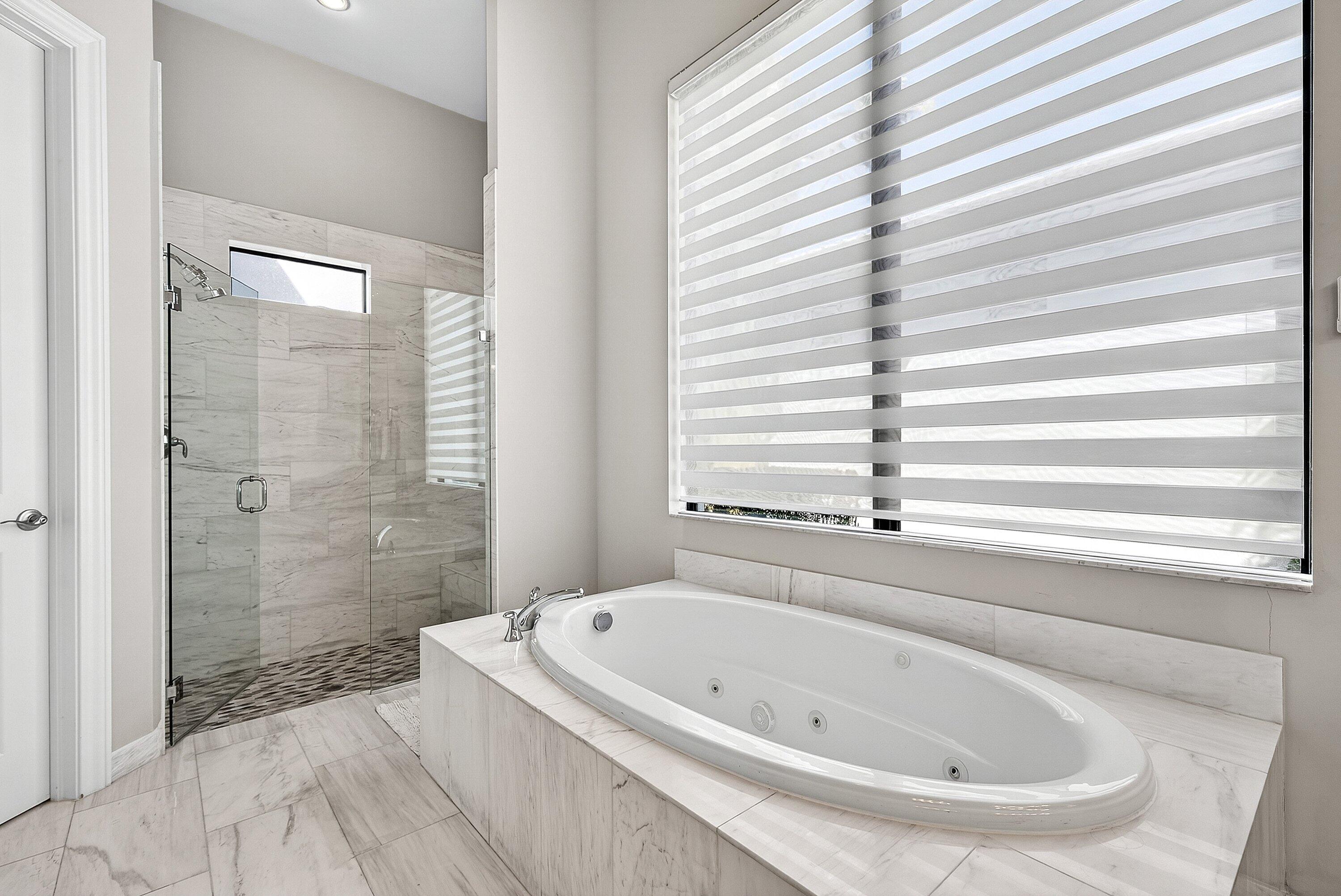 ROYAL PALM POLO - Residential