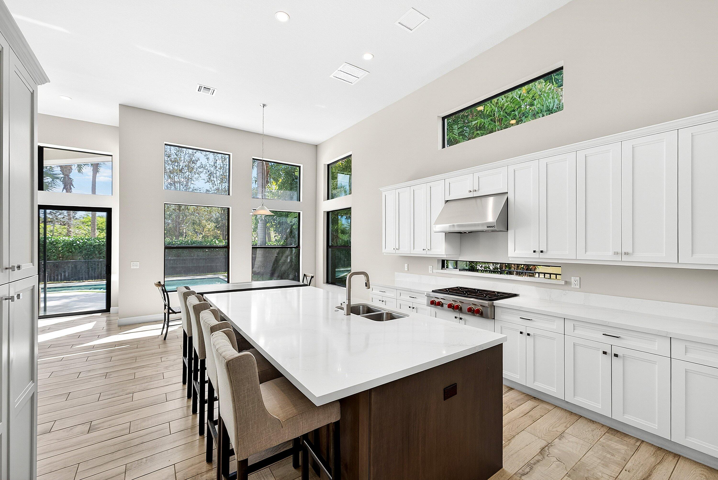 ROYAL PALM POLO - Residential