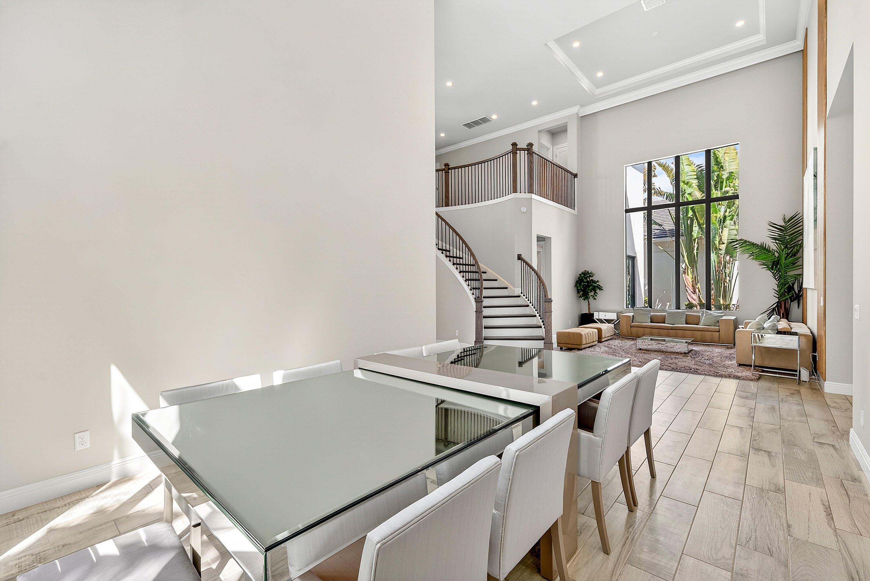 ROYAL PALM POLO - Residential