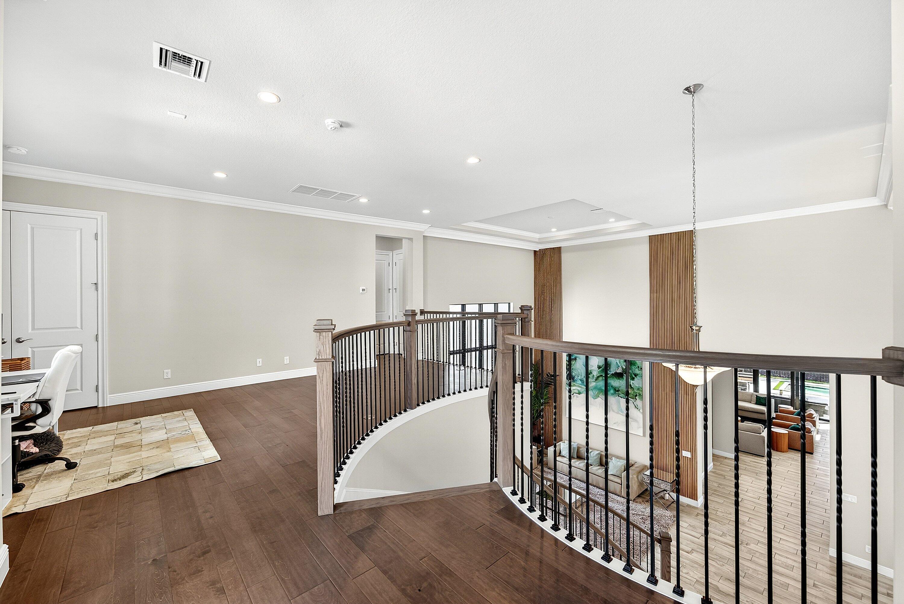 ROYAL PALM POLO - Residential