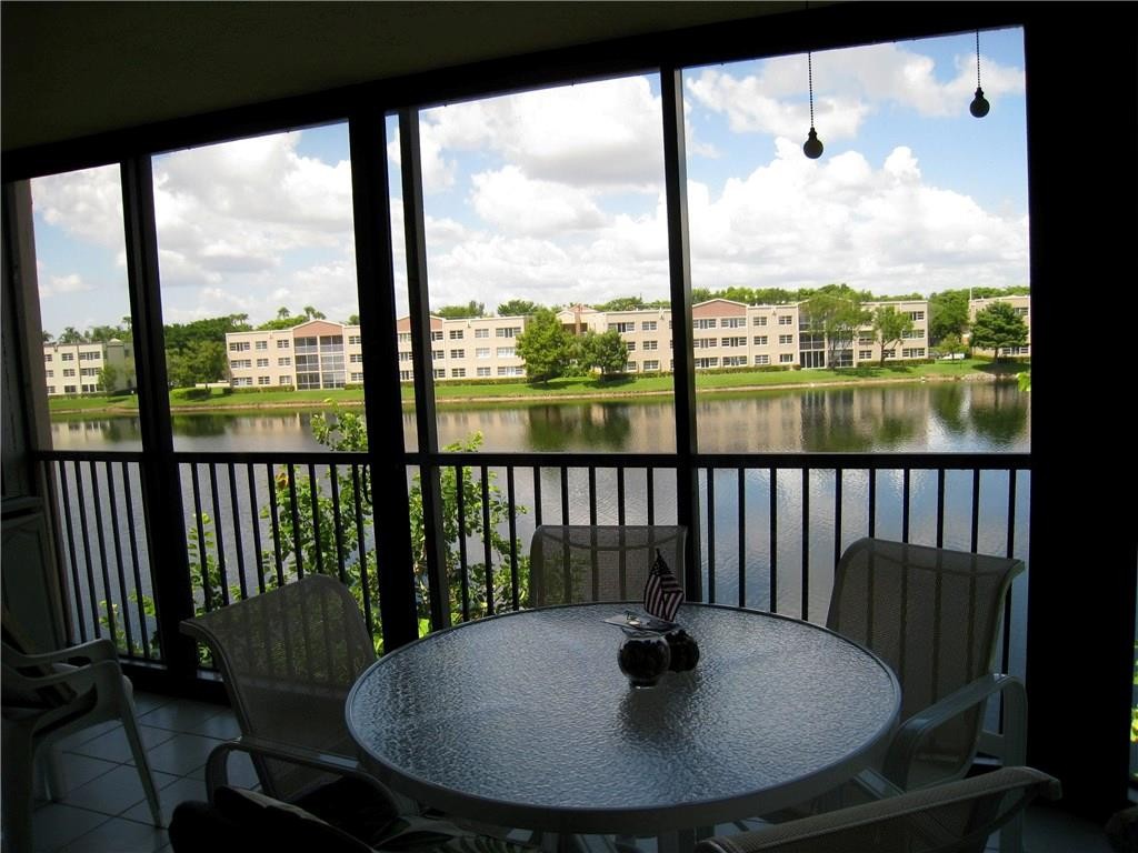 KINGS POINT - Residential