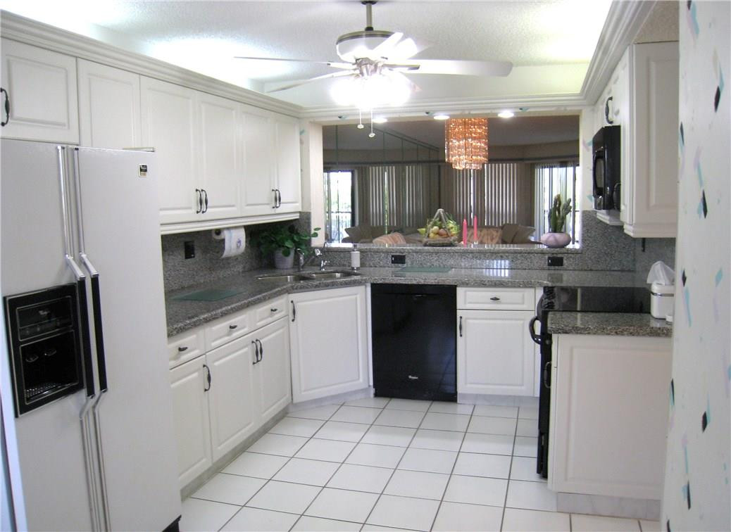 KINGS POINT - Residential