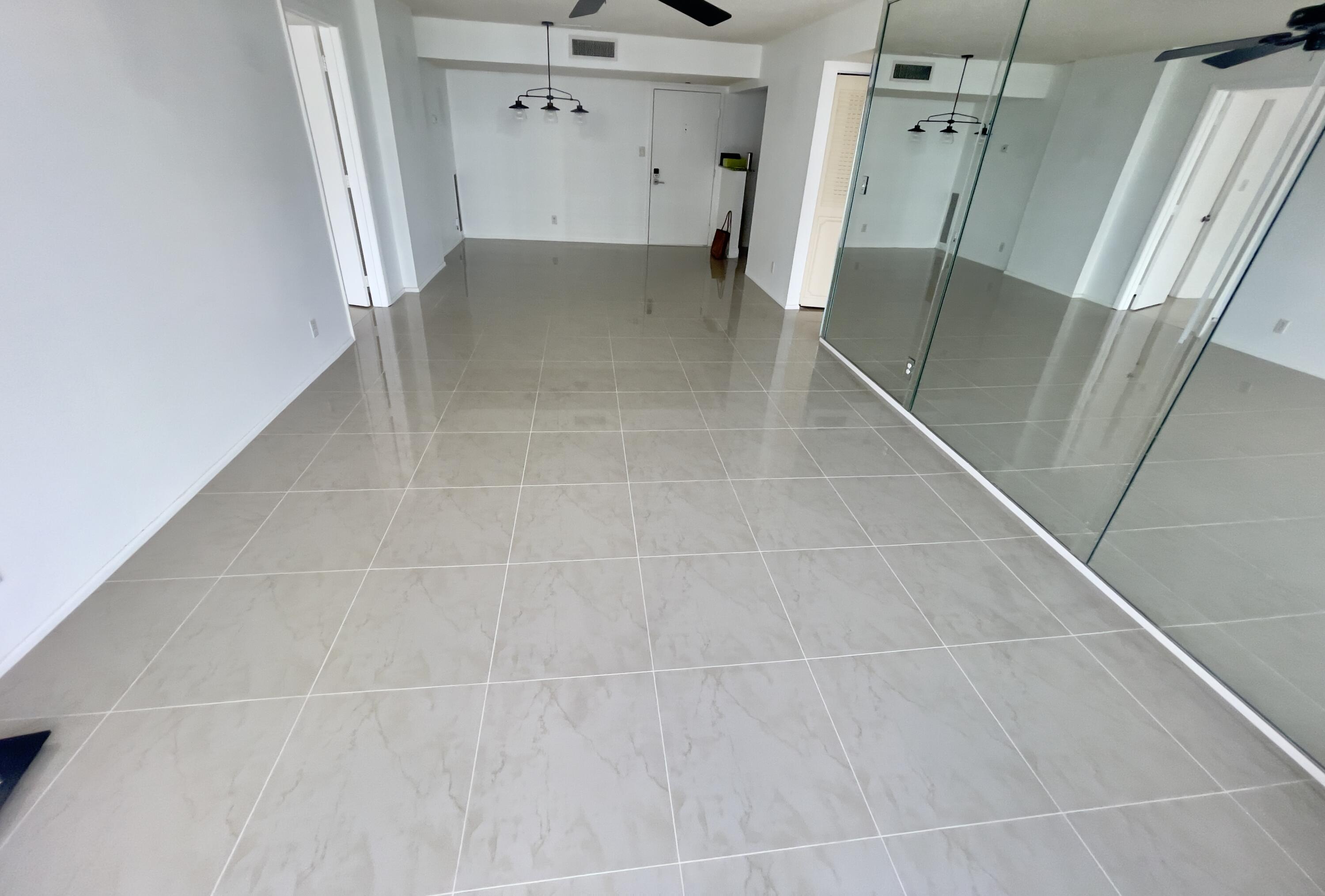 Silver Thatch atlantic Pl - Residential