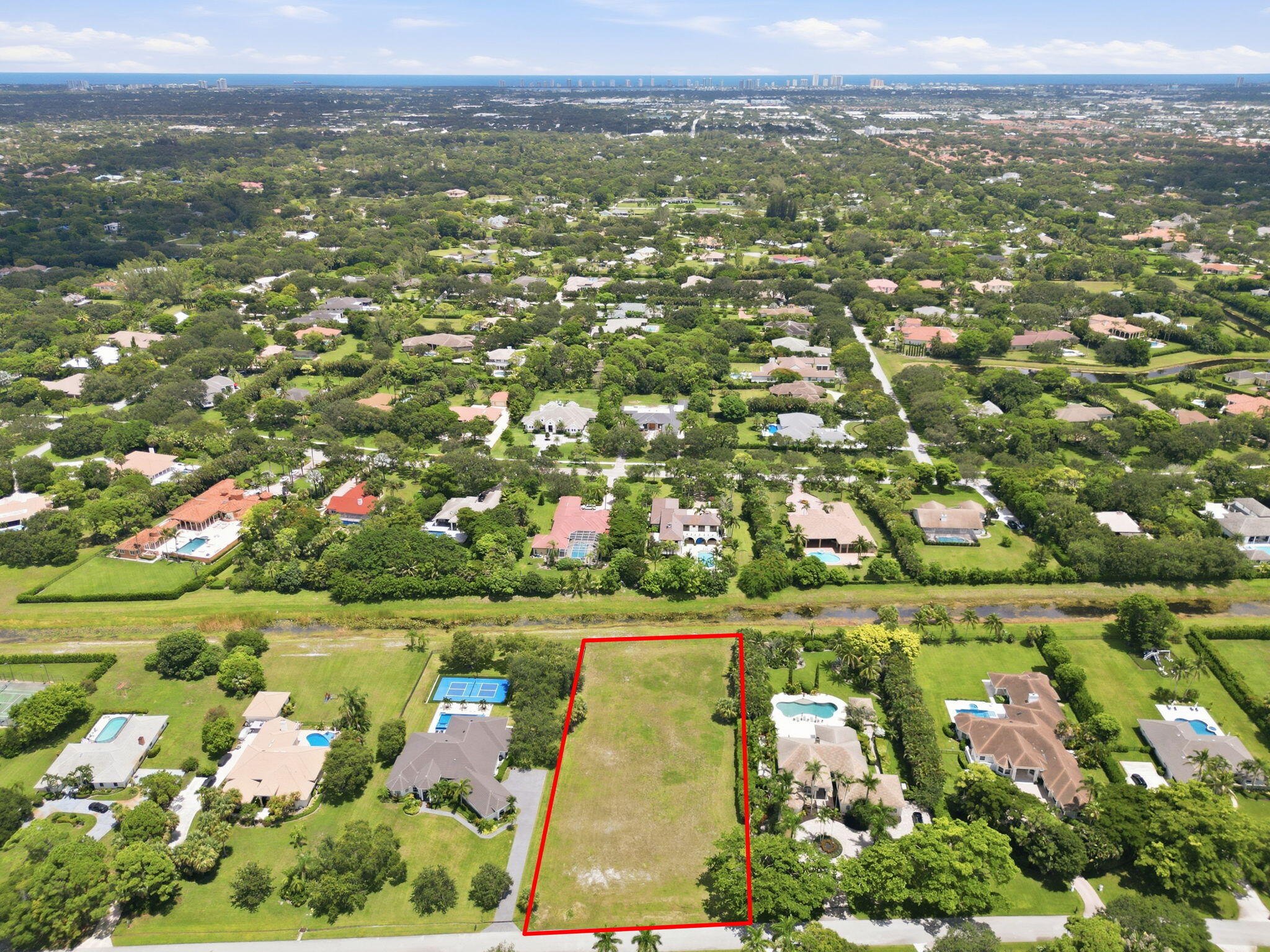 Properties 8288 MAN O WAR Road