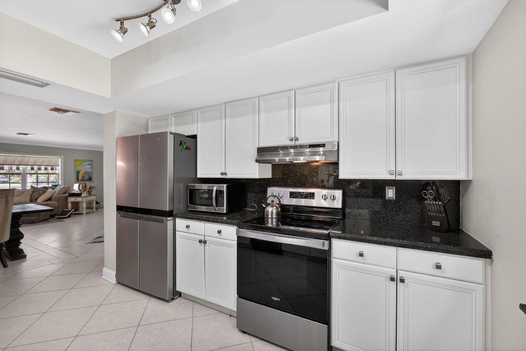 Photo of 8218 S Elizabeth Avenue, Palm Beach Gardens, FL 33418 (MLS # R11152544)