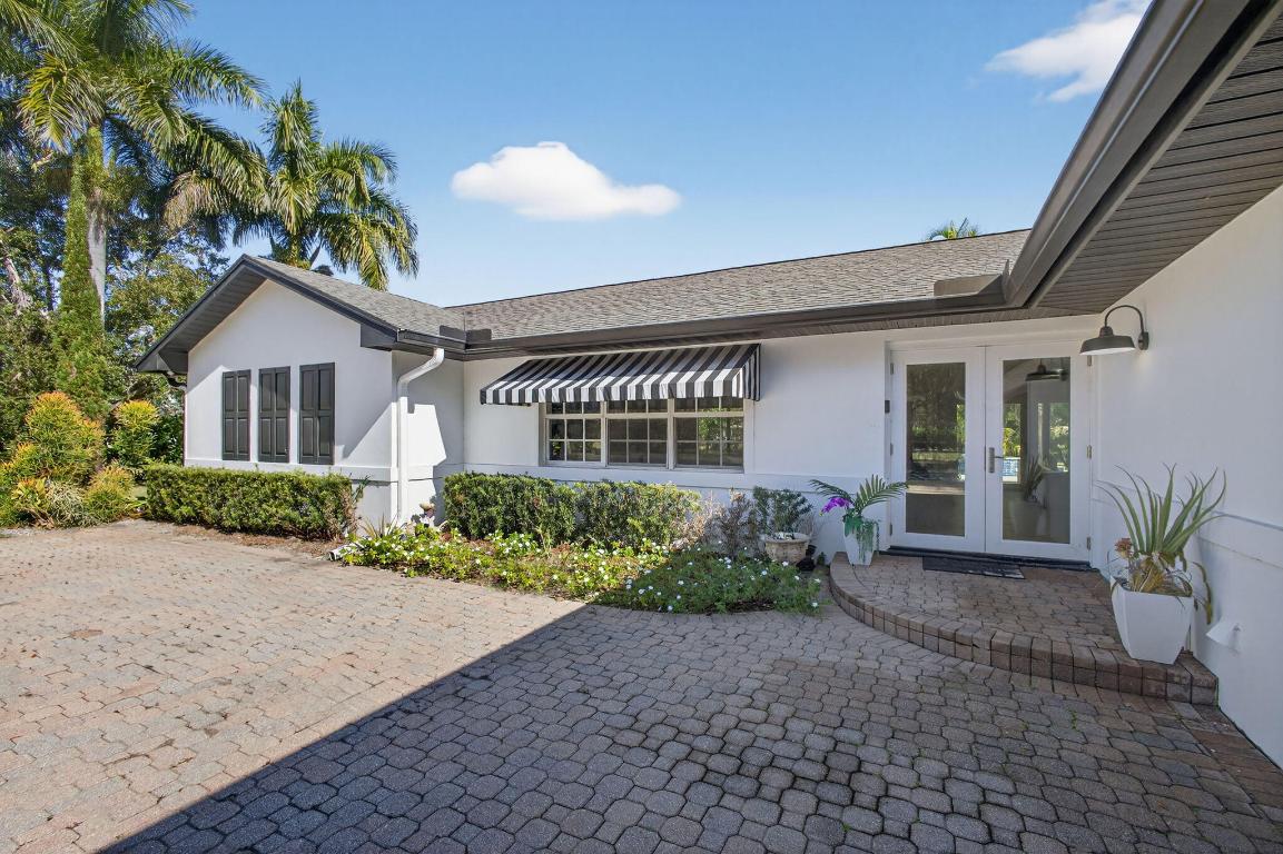 8218 S Elizabeth Avenue