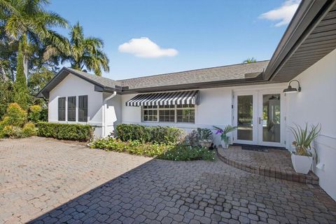 8218 S Elizabeth Avenue Palm Beach Gardens FL 33418